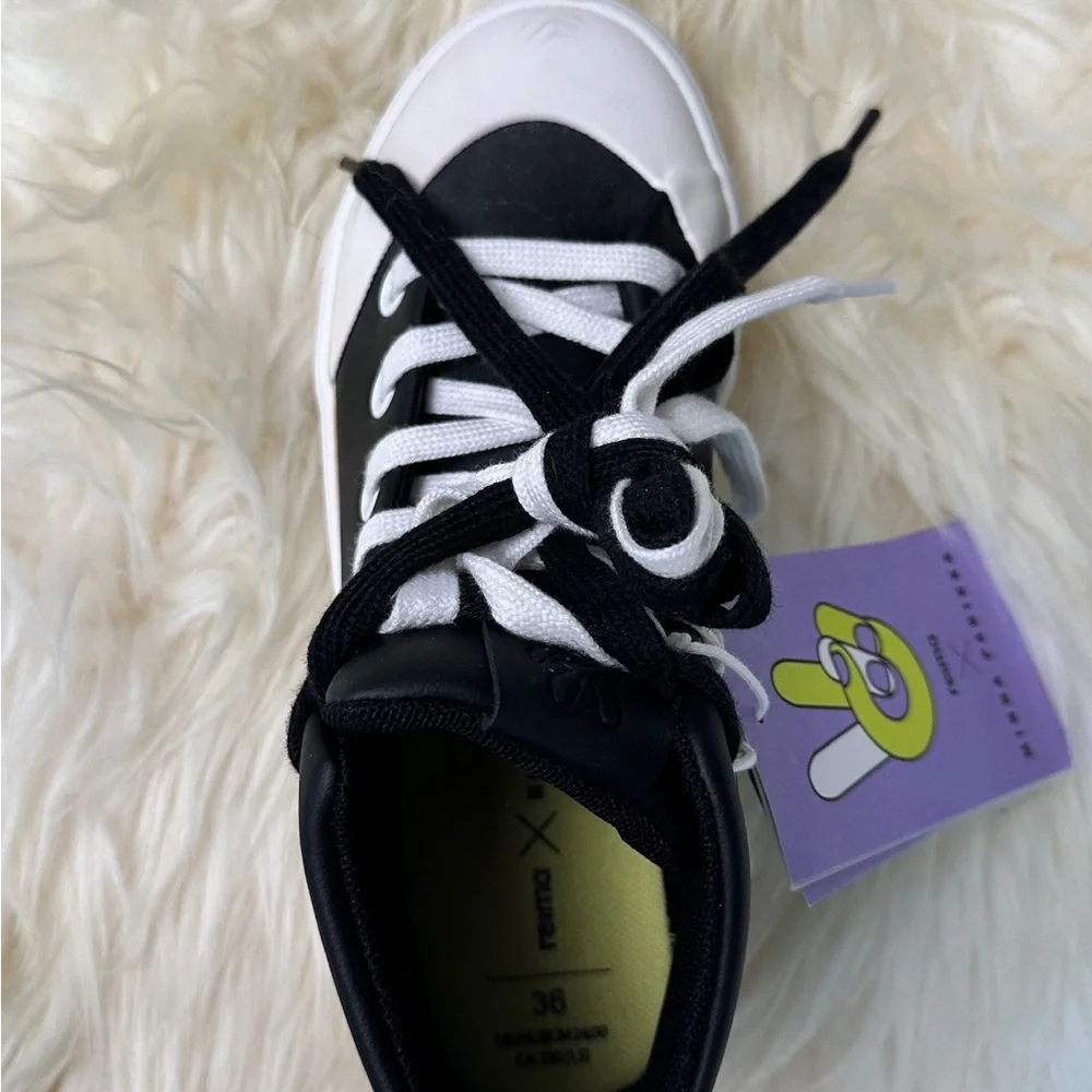 PEACE REIMA & MINNA PARIKKA SNEAKERS kids size 36 NWT - Picture 4 of 13